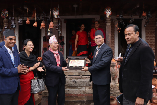 देशलाई आत्मनिर्भर बनाउन स्वदेशी उत्पादनको प्रयोगमा जोड दिनुपर्छ: बिजुक्छे